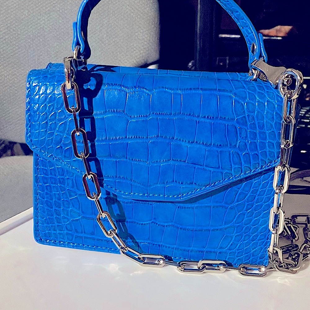 Electric Blue Crossbody Bag with Textured Material and Silver Chain Strap